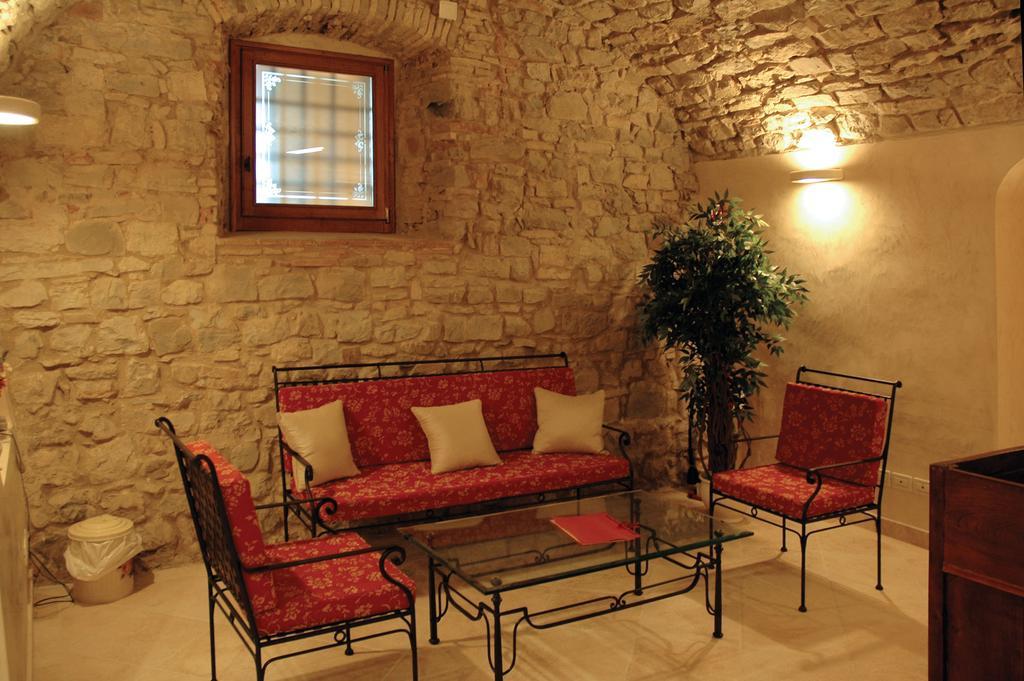 Hotel Palazzo Squarcialupi Кастелина ин Шианти Экстерьер фото