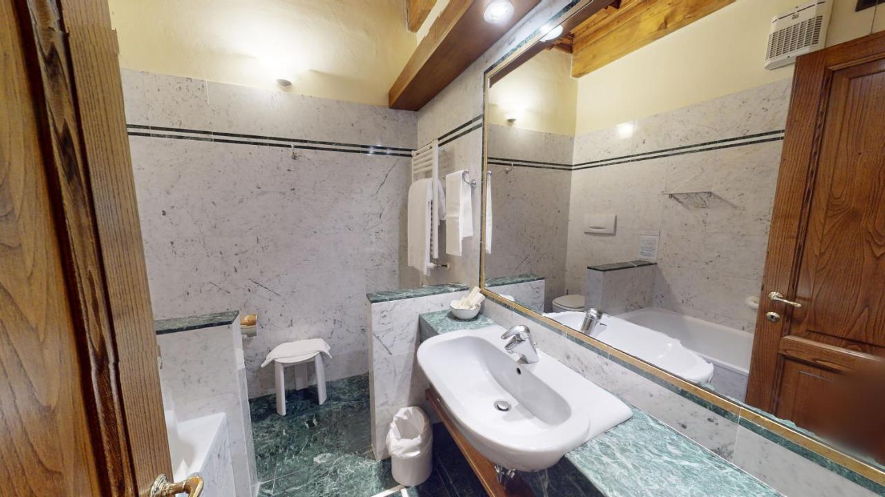 Hotel Palazzo Squarcialupi Кастелина ин Шианти Экстерьер фото