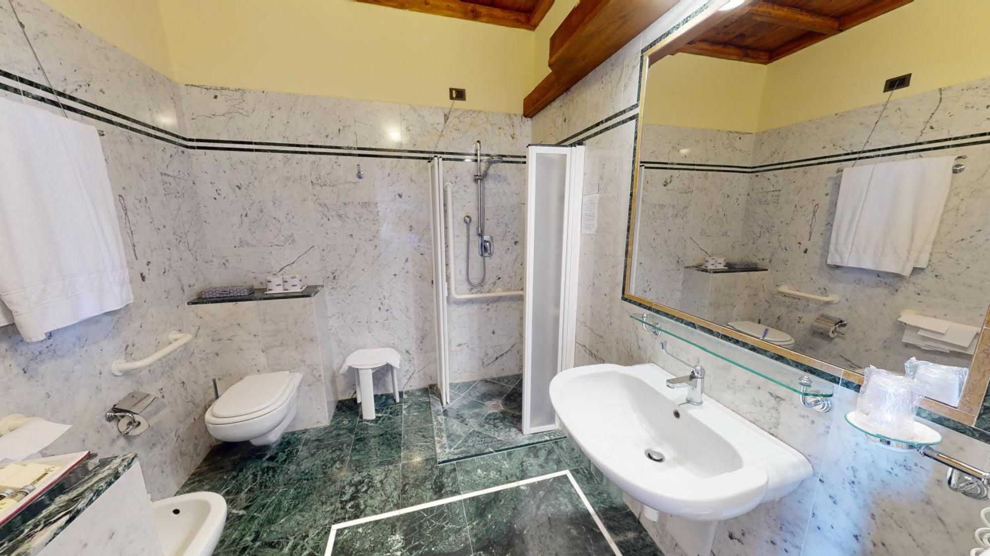 Hotel Palazzo Squarcialupi Кастелина ин Шианти Экстерьер фото