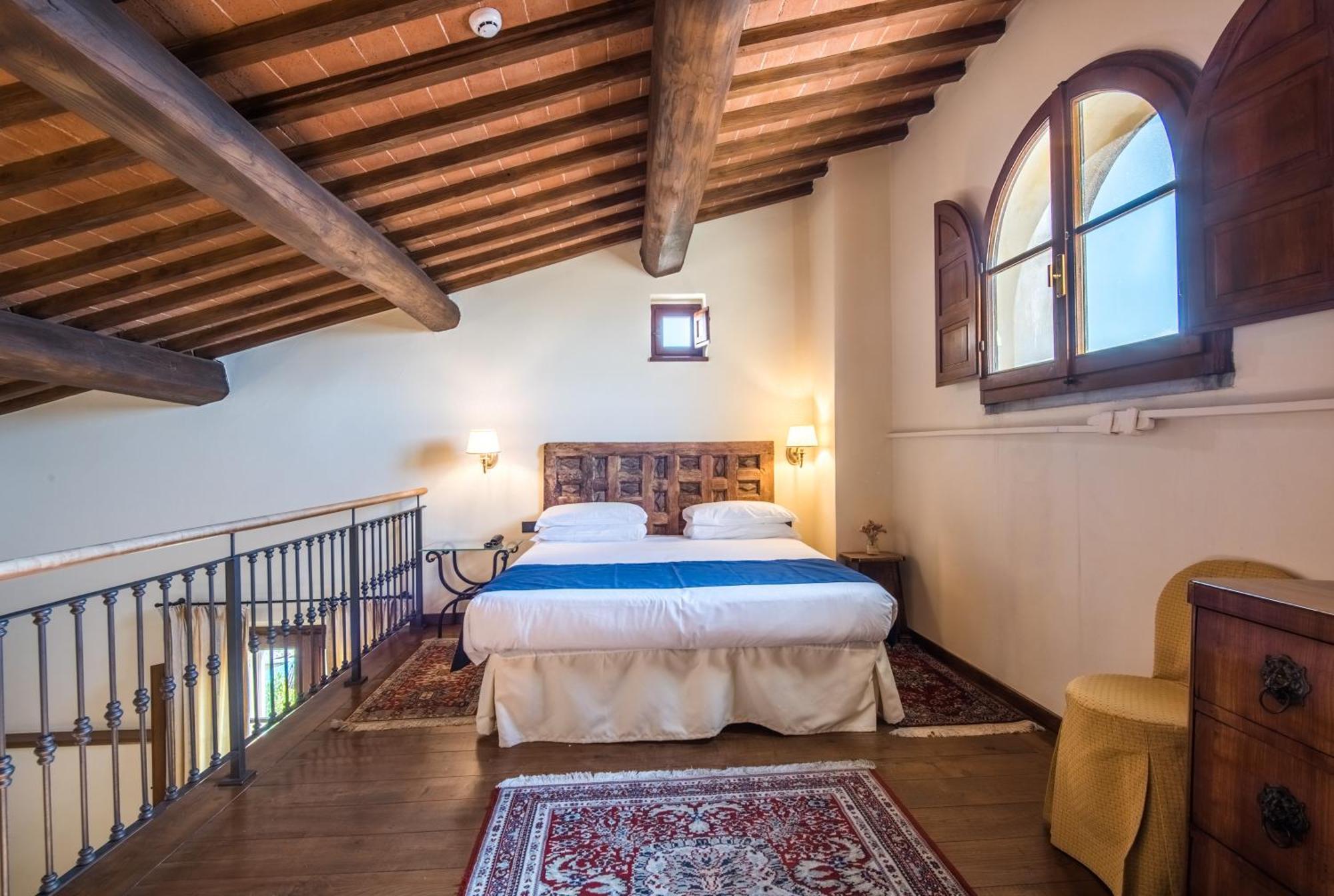 Hotel Palazzo Squarcialupi Кастелина ин Шианти Экстерьер фото