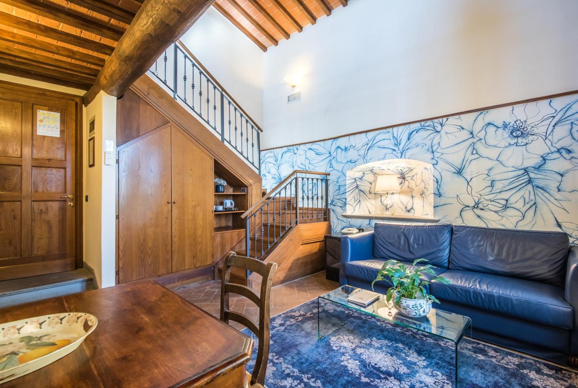Hotel Palazzo Squarcialupi Кастелина ин Шианти Экстерьер фото